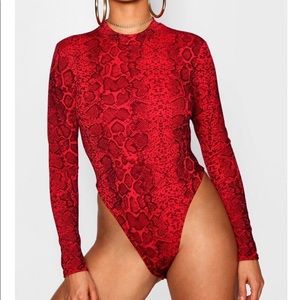 Boohoo red snake print bodysuit
